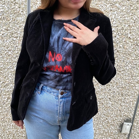 Vintage velvet blazer! Perfect for fall/winter - Picture 1 of 6